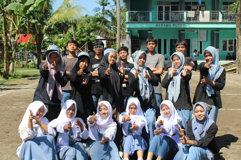 Penampilan bakat siswa dalam pentas seni