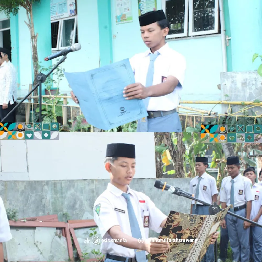 Suasana pengibaran bendera Merah Putih oleh petugas upacara